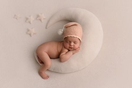 Фотография Фотостудия для новорождённых Оксаны Абрамовой 1